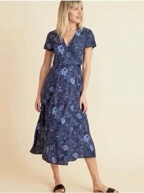 Marine Layer Emlyn Floral Wrap Midi Dress in Navy Blue size L NWOT